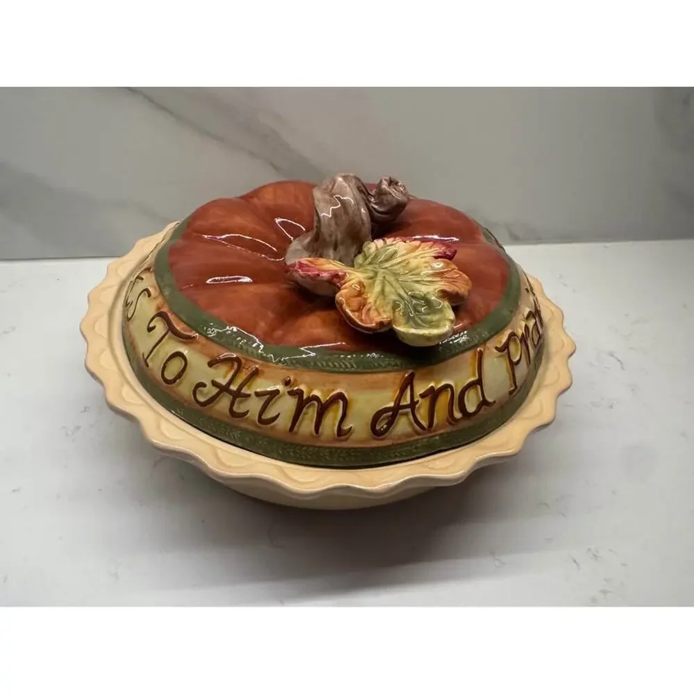 Vintage 10” Ceramic Pumpkin Covered Pie Dish with Lid Fall Thanksgiving